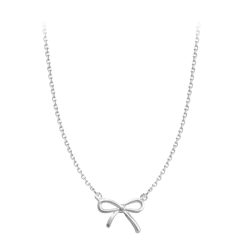 Fashion Bowknot Pendant Necklace