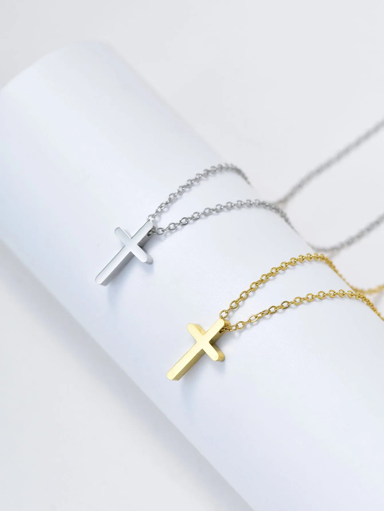 Minimalist Cross Shape Pendant Necklace