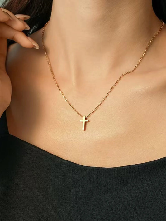 Minimalist Cross Shape Pendant Necklace